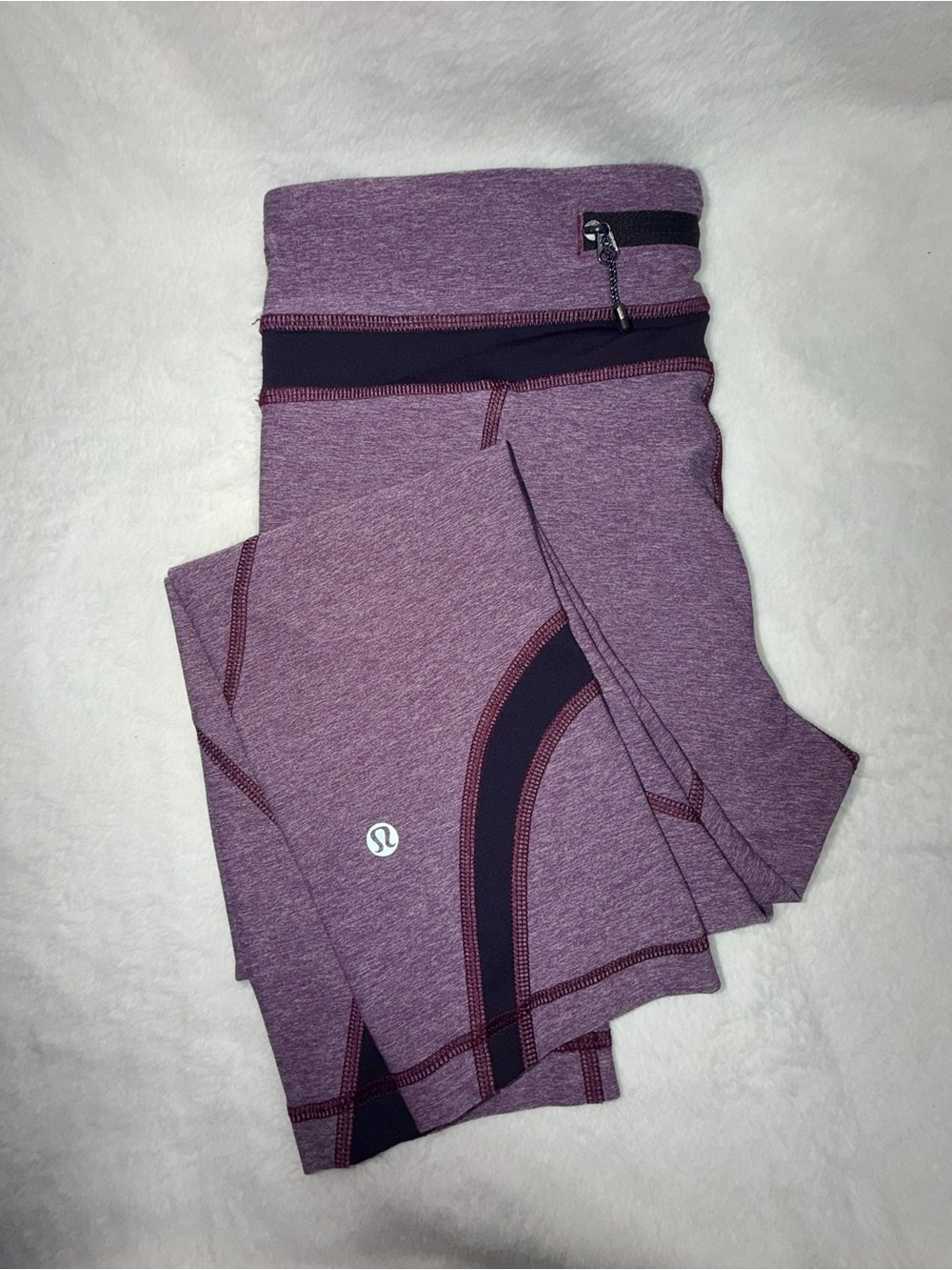 Lululemon Run Inspire Crop II Heathered Berry Yum Yum / Black Grape - Size 8